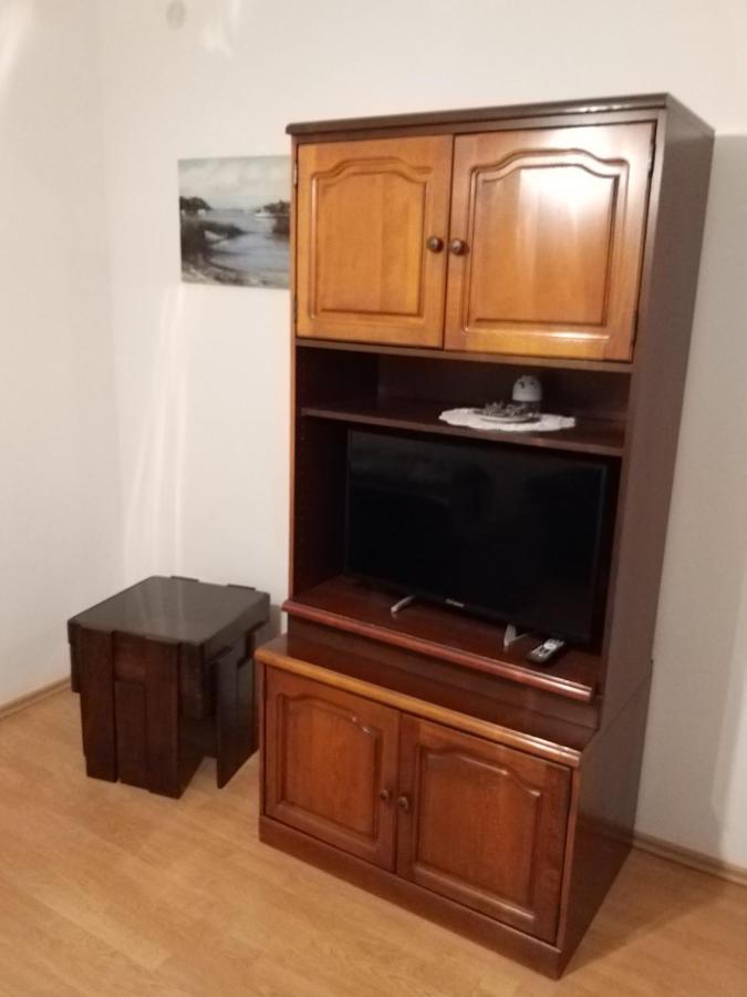 Apartmani Anita Malinska Bagian luar foto